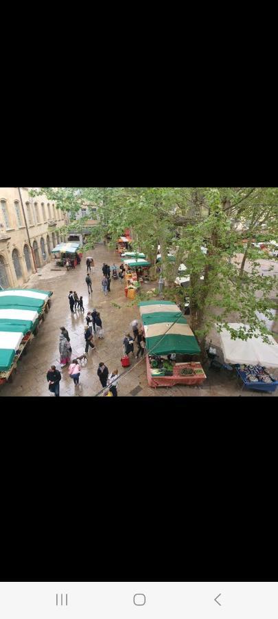 Charmant Studio Avec Mezzanine Apartment Aix-en-Provence Luaran gambar